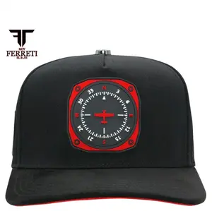 La Ferretti Hats FT151 Brújula redefine el concepto de accesorios tácticos de lujo. Con un diseño inspirado en los instrumentos de navegación de alta precisión, esta gorra es para quienes tienen un rumbo fijo y no aceptan menos que la perfección. El contr
