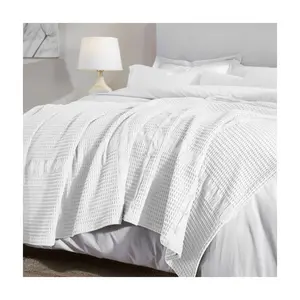 Superior Mai Geometric Waffle Cotton Blanket, Cal King