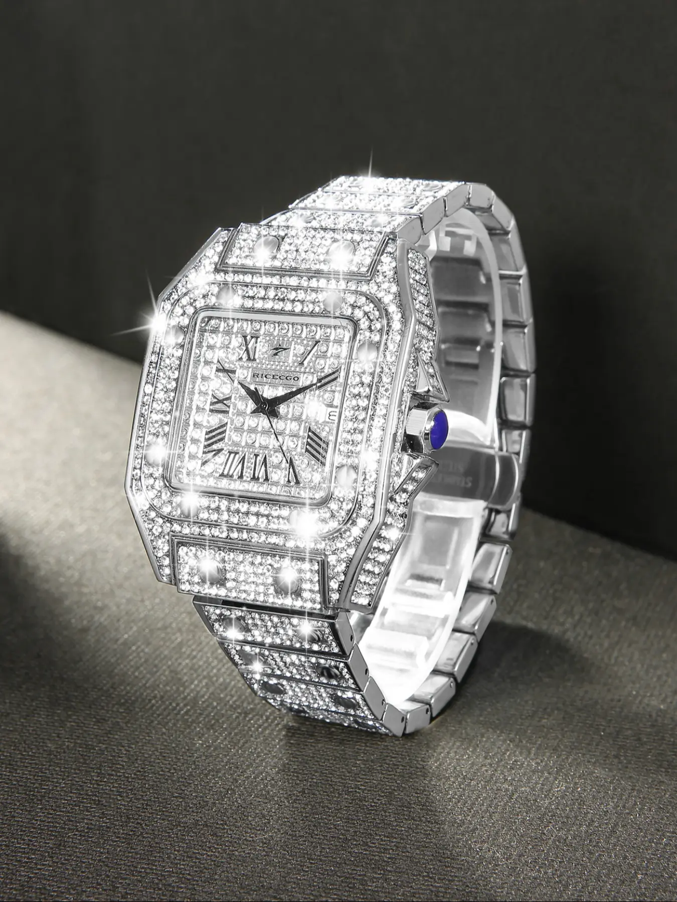 RICECGO Luxury Full-Diamond Men's Watch: Sparkling with diamonds, this timepiece features elegant design and refined details, showcasing the charm of a stylish man, it is an accessory that elevates your style, Quartz Analog Watch, Exquisite Watch