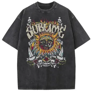 Vintage Casual Graphic Tee, Oversized Sun Skull Print T-Shirt, Retro Streetwear Y2K Style, Distressed Black Crewneck, Soft Breathable Cotton, Casual Daily Wear, Street Style, Festival Outfit, Unisex Rock Aesthetic Top