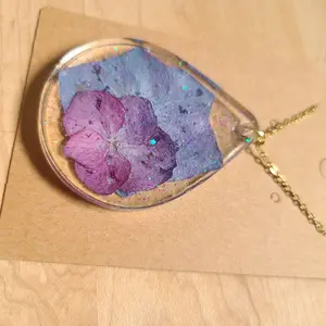 Handmade Dried Blue and Purple Hydrangea Flower Resin Necklace