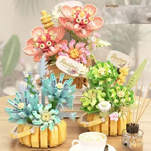 Sunflower Planter Toy Compatible with Lego, DIY Building Blocks Set for Girls, Valentine's Day Gift Idea, Creative Stem Learning Toy, Plastic Faux Flowers