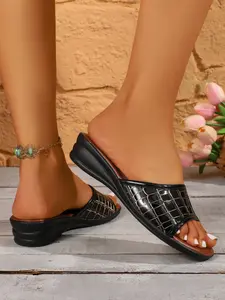 Large Size Printed Beach Sandals, Slip-Resistant Thick Sole, Casual Flip Flops for Women, Comfortable Summer Footwear, Slipper