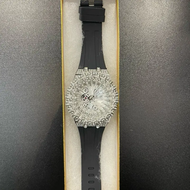 Unisex Iced Out Skeleton Quartz Wristwatch - Black Rubber Strap, Bling Silver Dial, Casual Wristwatch, Fashionable Watches, Easy Style for Daily Outfits, Water-Resistant for Daily Splashes