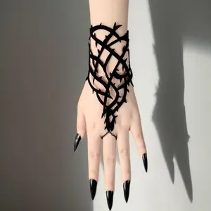 Gothic Thorns Bracelet Ladies Bracelet Dark Aesthetic Punk Style Wristband with Rings Black Spikes Vine Hand Jewelry Daily Wear Party