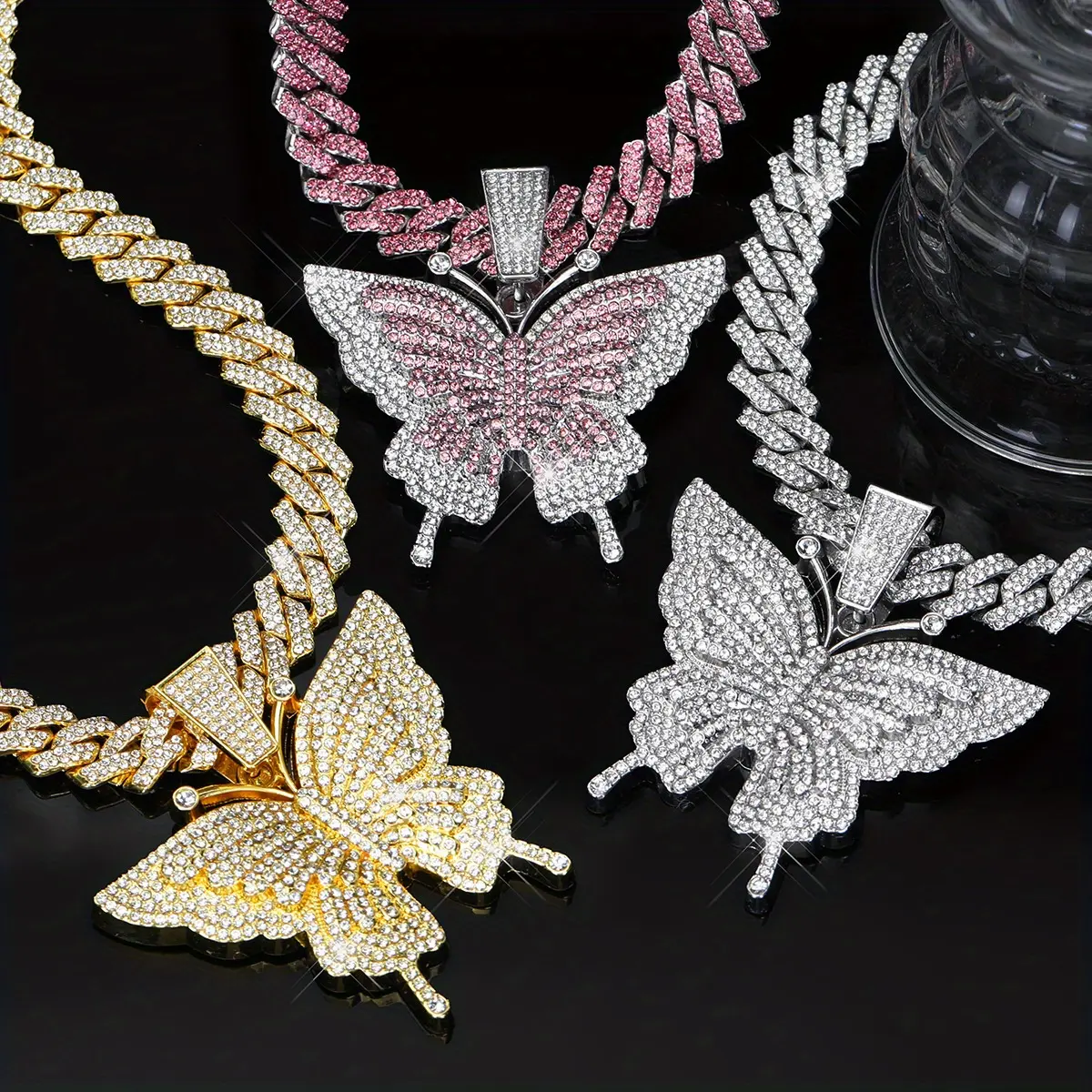 Women's Hip Hop Necklace - Cuban Chain Butterfly Pendant, Suitable for Everyday and Formal Occasions - Gift for Her, Birthday, Anniversary - Fashion Jewelry, Multifunctional Accessory, Exquisite Craftsmanship anniversaire  s  gift