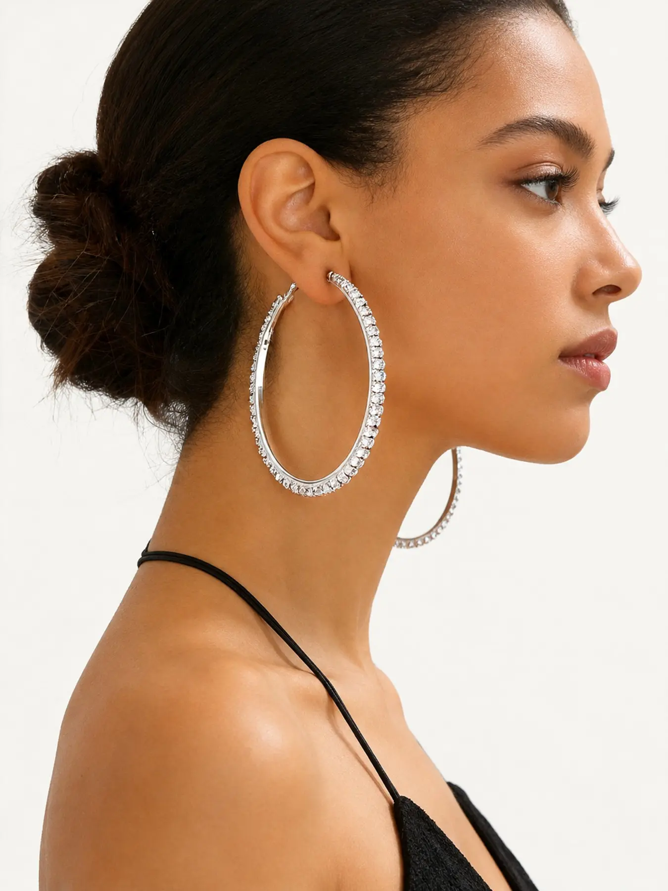 Women’s Silver Rhinestone Hoop Earrings, Large Crystal Round Hoop Earrings, Sparkly Statement Earrings for Party Club Wedding Daily Wear