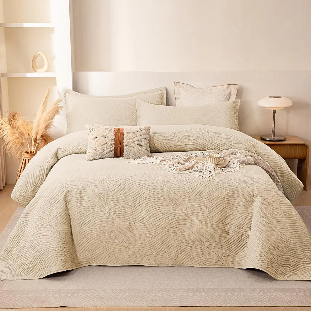 XAKING Clean Minimalist All-Season Cool Bed Set, Lightweight Soft Ultrasonic Solid Plain Comforter Set with Pillowcases, Multi-Size Twin/Queen/King Duvet Cover for Classic Contemporary Bedroom Decor