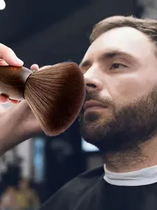 Professional Barber Neck Duster Brush Wood Handle Hairdressing Cleaning Brush Natural Fiber Salon Hair Sweep Brushes for Wig Care and Cleaning Beauty Products