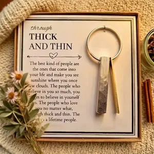 New Creative Trendy Cute Keychain Gift Box Birthday Present for Girls, Perfect Gift for Girlfriend and Best Friend, Elegant Handbag Accessory