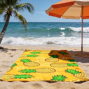 1pc Pineapple Pattern Beach Towel Soft Lightweight Portable Polyester Beach Towel for Couples, Men And Women, Easy to Clean Durable Versatile Machine Washable, Suitable for Beach Pool Yoga Fitness, Ideal Vacation Gift