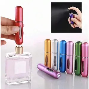 Portable Mini Perfume Atomizer Bottle, Atomizer Perfume Spray, Scent Pump Case, Refillable Travel (5ml, Random Color)