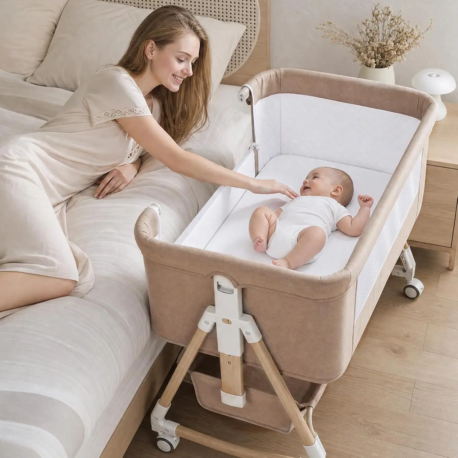 Baby Bassinet Bedside Crib, 3-in-1 Baby Bassinet Bedside Sleeper，Rocking Bedside Bassinet with Wheels, Adjustable Easy Folding Portable Bed for Infant Newborn