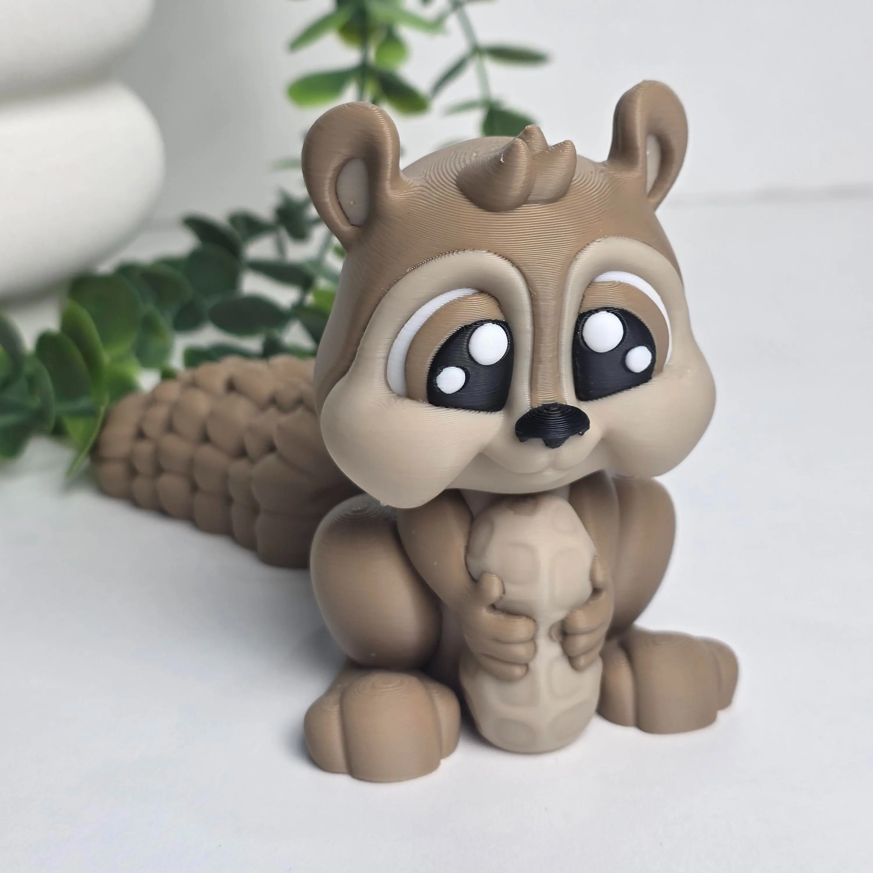3D Printed Articulated Squirrel Figurine - Flexible Poseable Fidget Toy, Desk Decor