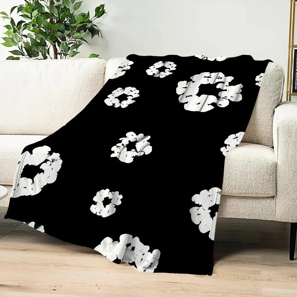 Luxury Soft Plush Floral Print Blanket - D-Denim Single-Sided T-Tears Printed, for Sofa Living Room & Travel Gift (Home Decor Tapestry)