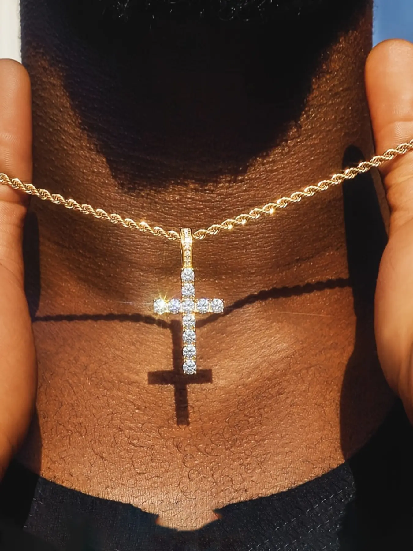 ICED CHICS Hip-hop cross pendant, Cuban cross necklace, Cuban Style Necklace, with super high cost performance, for faith, giving as a gift, presents, birthdays, Cross Necklace Chain