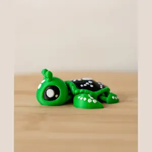 Crop Circle Turtle Articulated Fidget Toy - 3D Printed Flexi Turtle - Cute Sensory Desk Toy for Kids & Adults - Ocean Gift - Multiple Colors, No Assembly