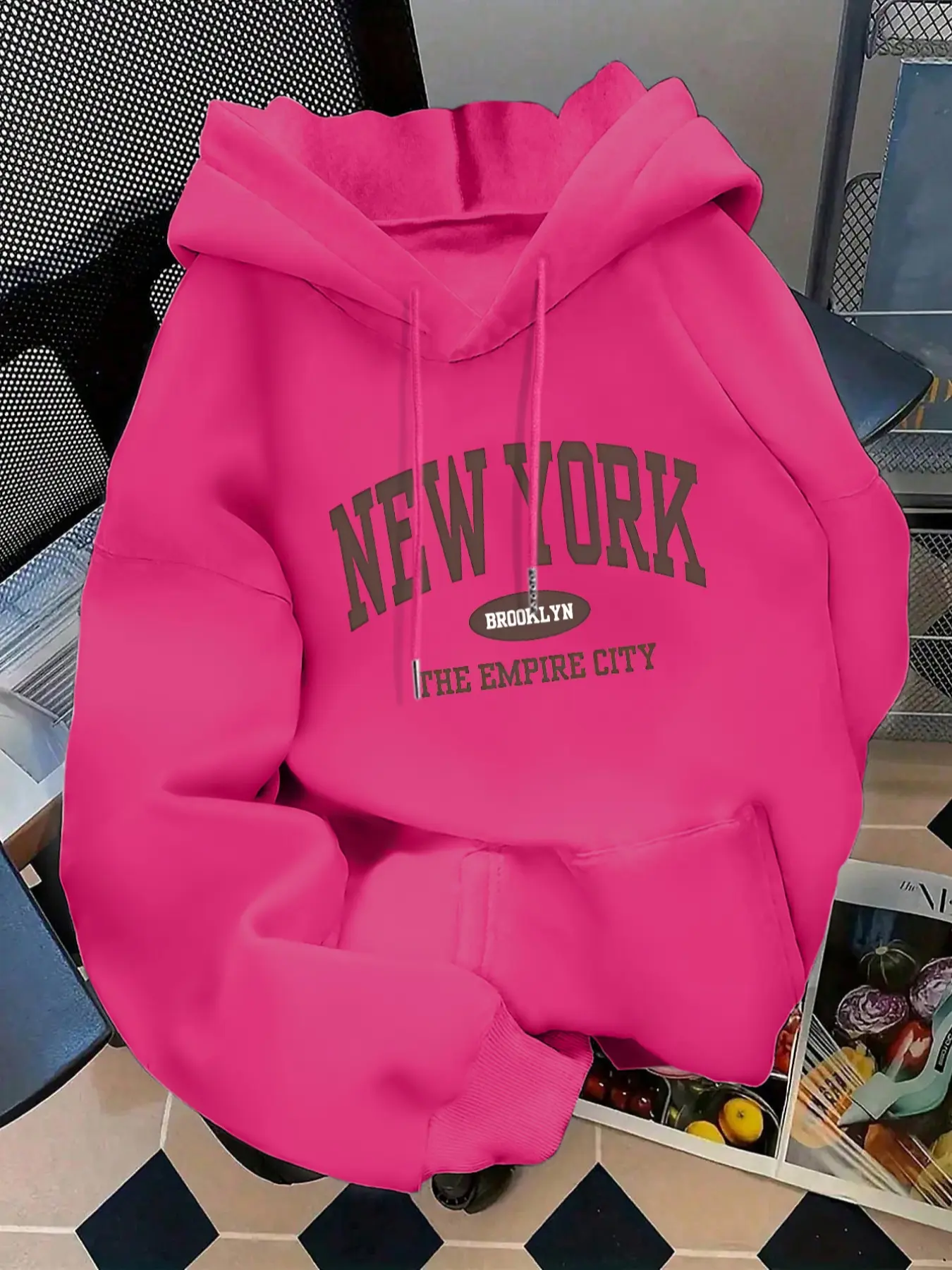 Women's hoodie with simple design, NEWYORK - THE EMPIRE CITY letter print kangaroo pocket casual Fitted hoodie, Casual Comfy Pullover Tops, suitable for autumn/winter, long sleeve, Everyday Hoodie, suitable for daily wear and casual parties