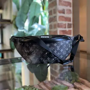 Pre-owned Louis Vuitton canvas belt Discovery Bum Bag Galaxy Eclipse Monogram Bag