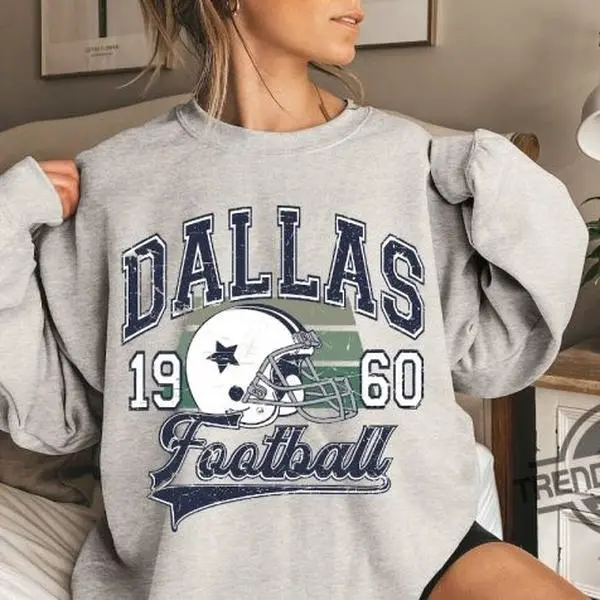 Dallas Football Sweatshirt, Retro Style 90S Vintage Graphic Tee, Made In USA, Gift For Football Fan
