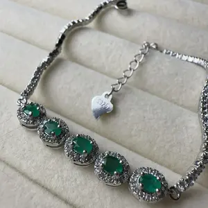 <PingEast jewelry > Emerald bracelet--925 Sterling Silver Bracelet featuring natural Emeralds, chain length 16cm + 5cm extender, with certificate