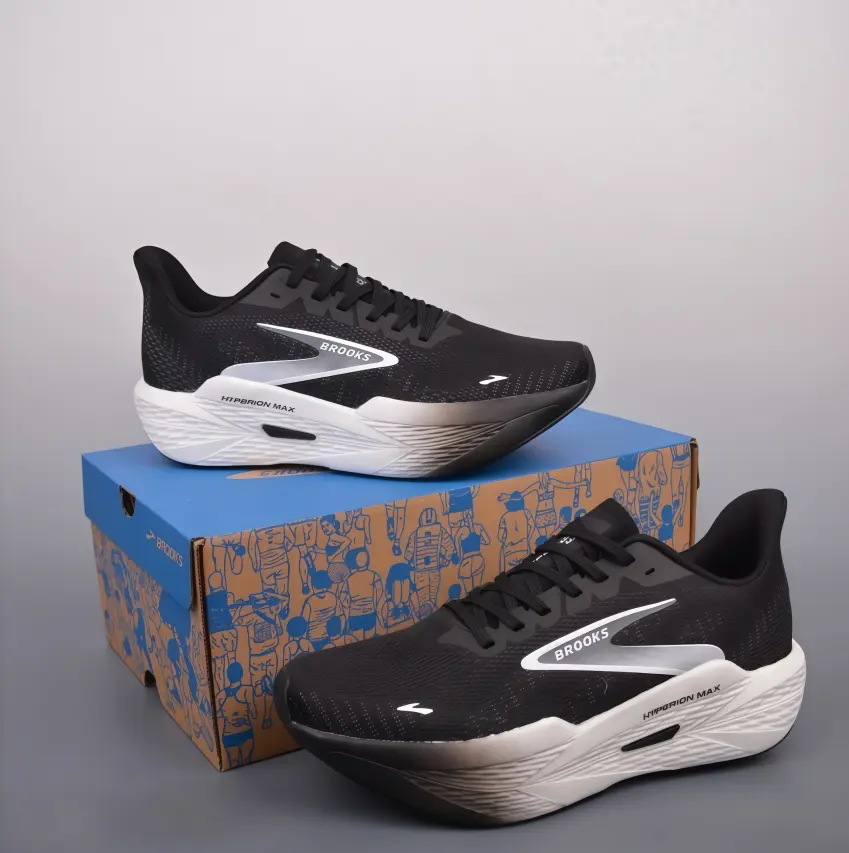 Running sneakers built with premium breathable engineered mesh upper, classic black with silver accents delivers responsive cushioning for road jogging and everyday casual sport‑style outfits