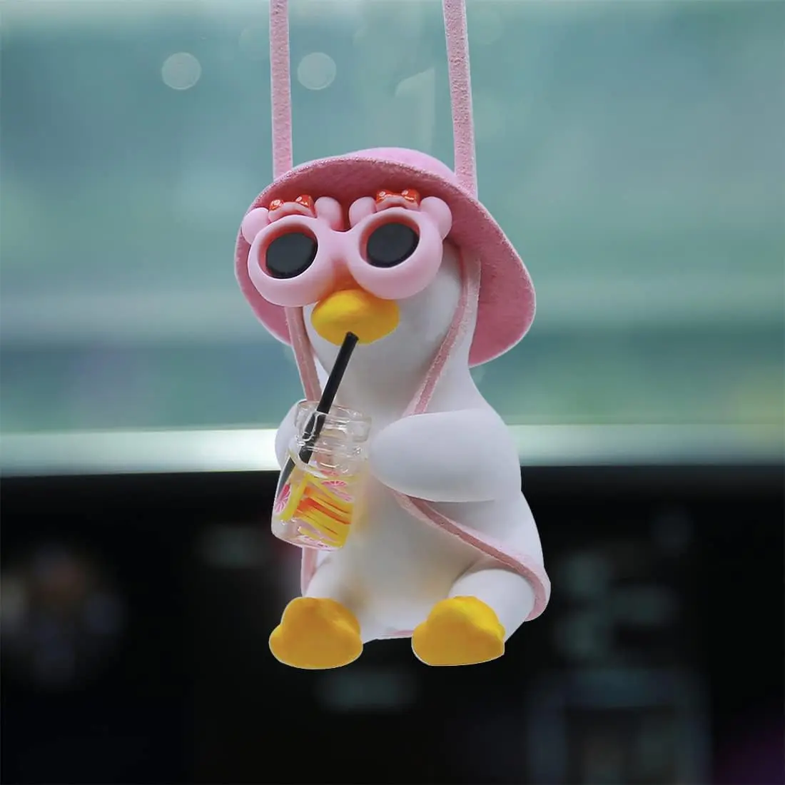 Cool Swinging Duck Car Hanging Ornament, Pendant Interior Rearview Mirror Decoration and Car Rear View Mirrior Hanging Accessories