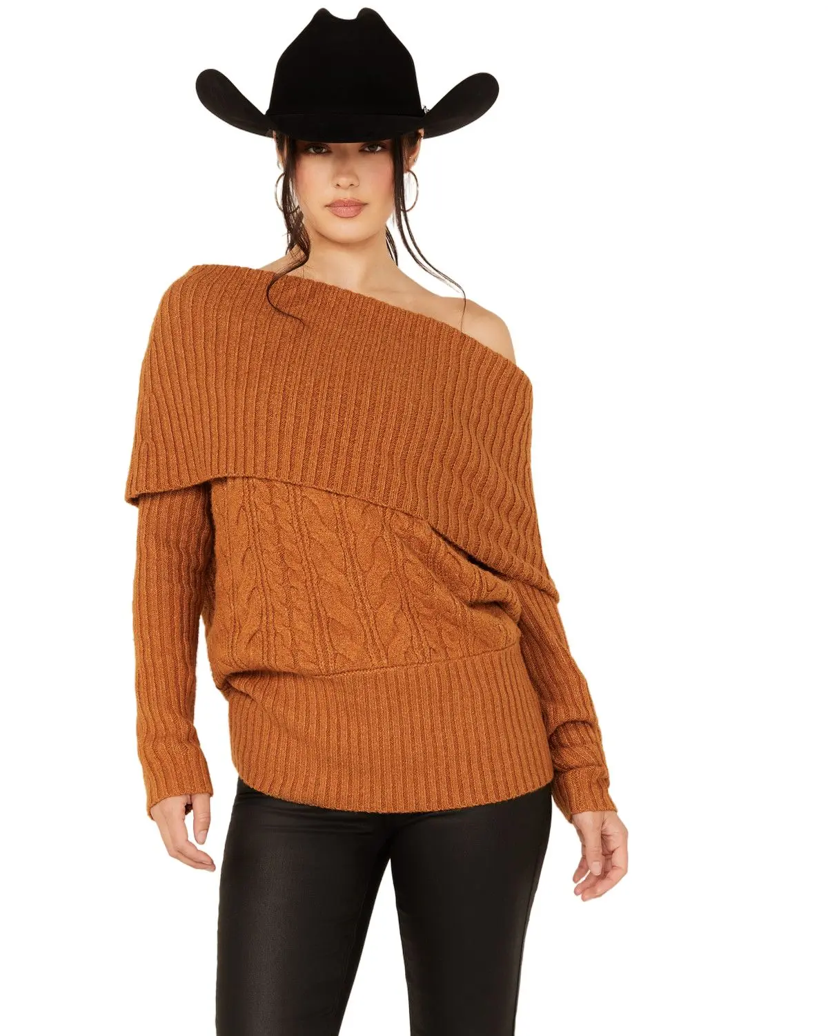 Shyanne Women's Women'S Off The Shoulder Cable Knit Sweater - Swfa24sw12-Gld