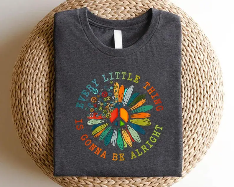Peace Sign T-Shirt, Retro 70s Hippie Daisy Tee, Gift For Friends Peace Sign T-Shirt, Retro 70s Hippie Daisy Tee, Gift For Friends
