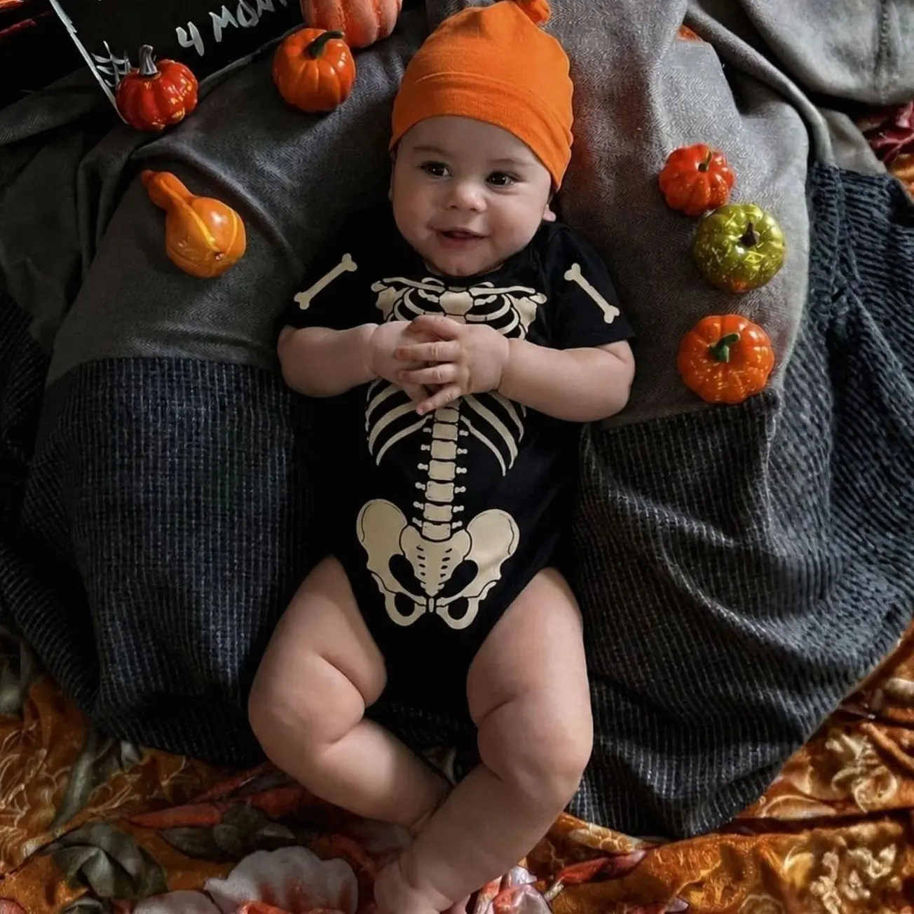 Halloween Baby Skeleton Baby Bodysuit, Baby Skeleton Costume, Infant Trick or Treat Outfit, Newborn Fall Gift Shirt 51M 9Q1