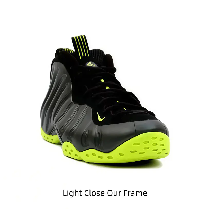 Fashion wave shell athletic shoes with eye-catching color contrast design. Wear-resistant rubber sole offers reliable traction to build distinctive casual street fashion looks.