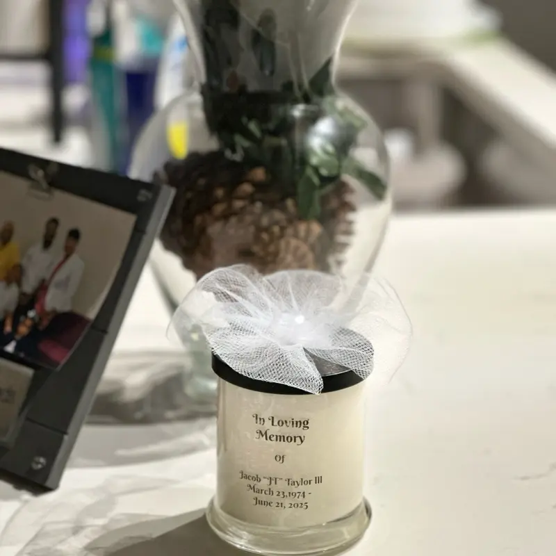 12oz Memorial Candle  Mahogany Teakwood with coconut Decoration   This candle is customized with the photo of your choice. Please email me the photo with information that you will like on the candle after you order. Please include your name for the order!