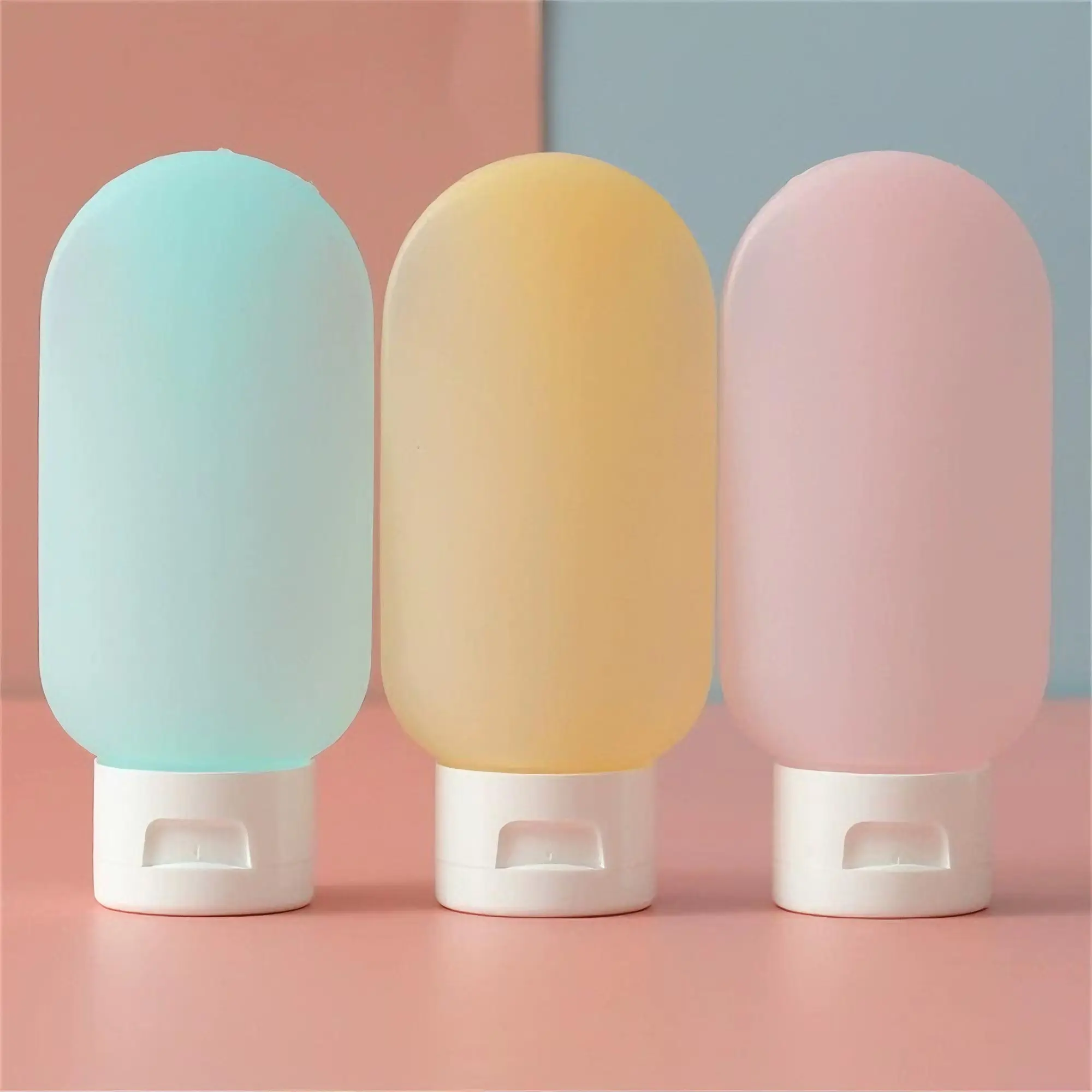 Travel Essential Leak-Proof Refillable Compact Lightweight Bottles Set, Carry Lotion/shampoo/shower Gel, Reusable Portable Cosmetic Wash Kit, Must-Have for Trips