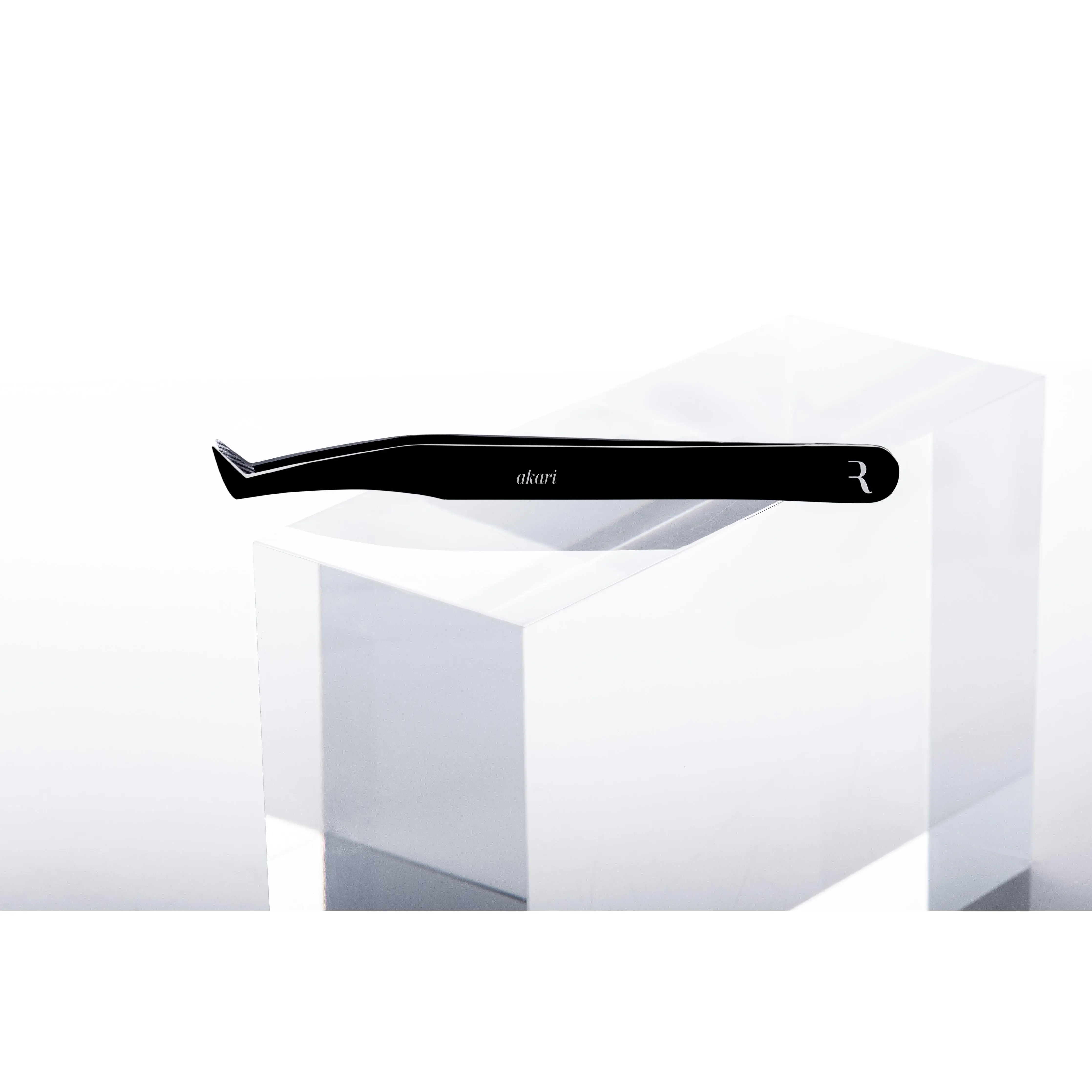 Akari Light Volume OmniGrip Tweezer