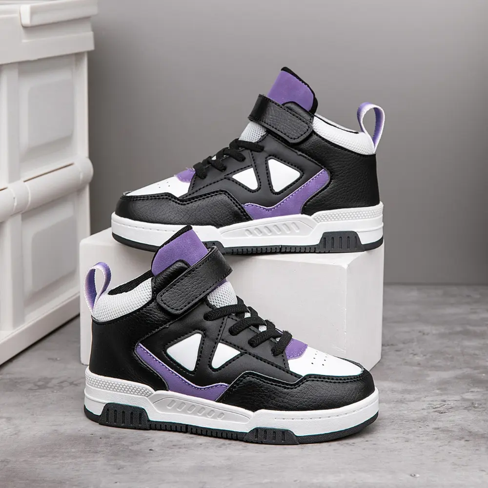 1 pair of boys’ sports shoes, large children’s casual sneakers, suitable for girls. Can be worn throughout the year. Comfortable, soft,