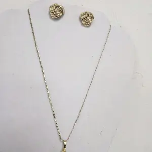Elegant Gold-Tone Jewelry set  -Necklace & Earrings- Guaranteed Not Tarnish or rust- Perfect for Everyday wear