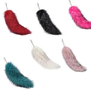 One Simulated Plush Fox Tail Keychain - a Animal Charm, Perfect for Bags And Backpacks, Adorable Cartoon Accessories for Females And