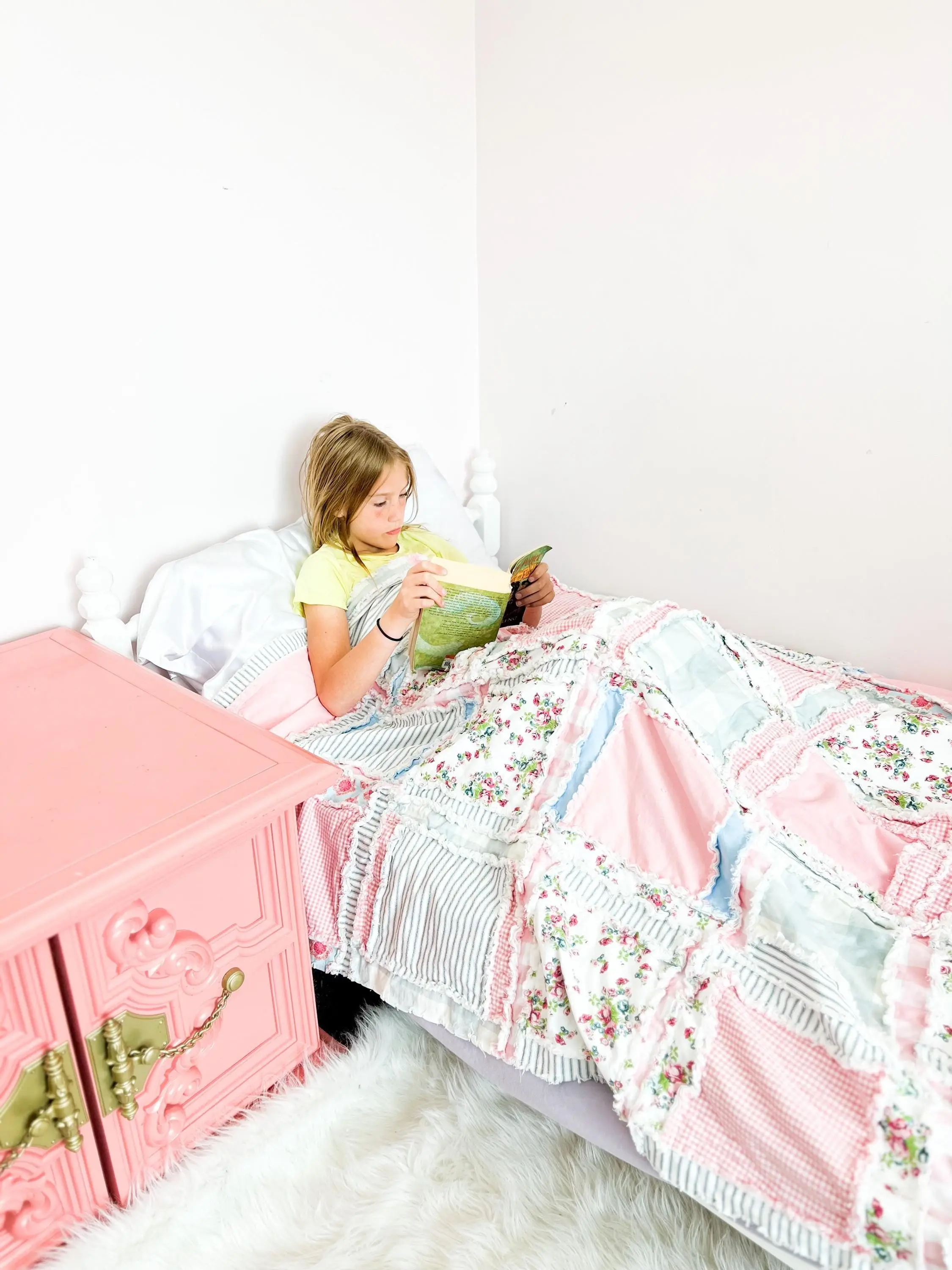 Pink Floral Shabby Chic Cottagecore Rag Quilt – Twin to King Size Bedding for Girls