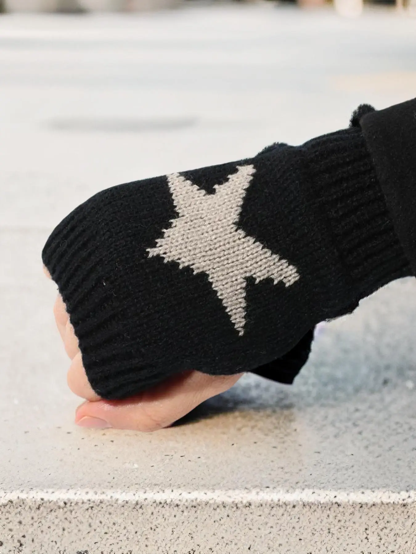 Star Print Design Half Finger Y2k Gloves, Casual Soft Comfort Outdoor Sports Gloves & Arm Warmer, Knitted Pentagram Pattern Kawaii Hippie Accessories