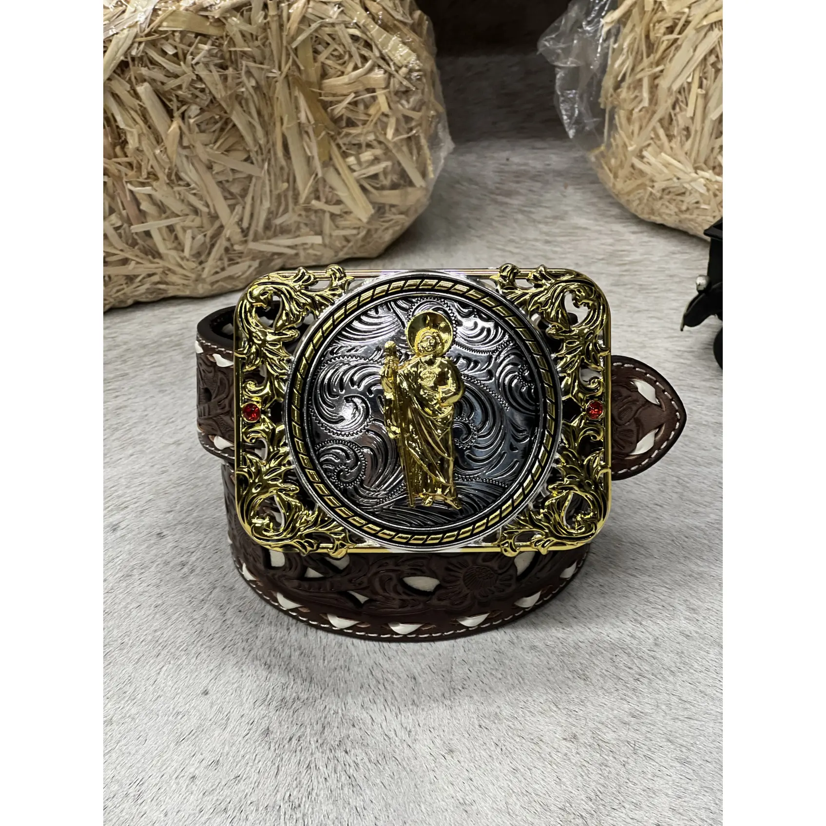 Ruby Rameada BUCKLE