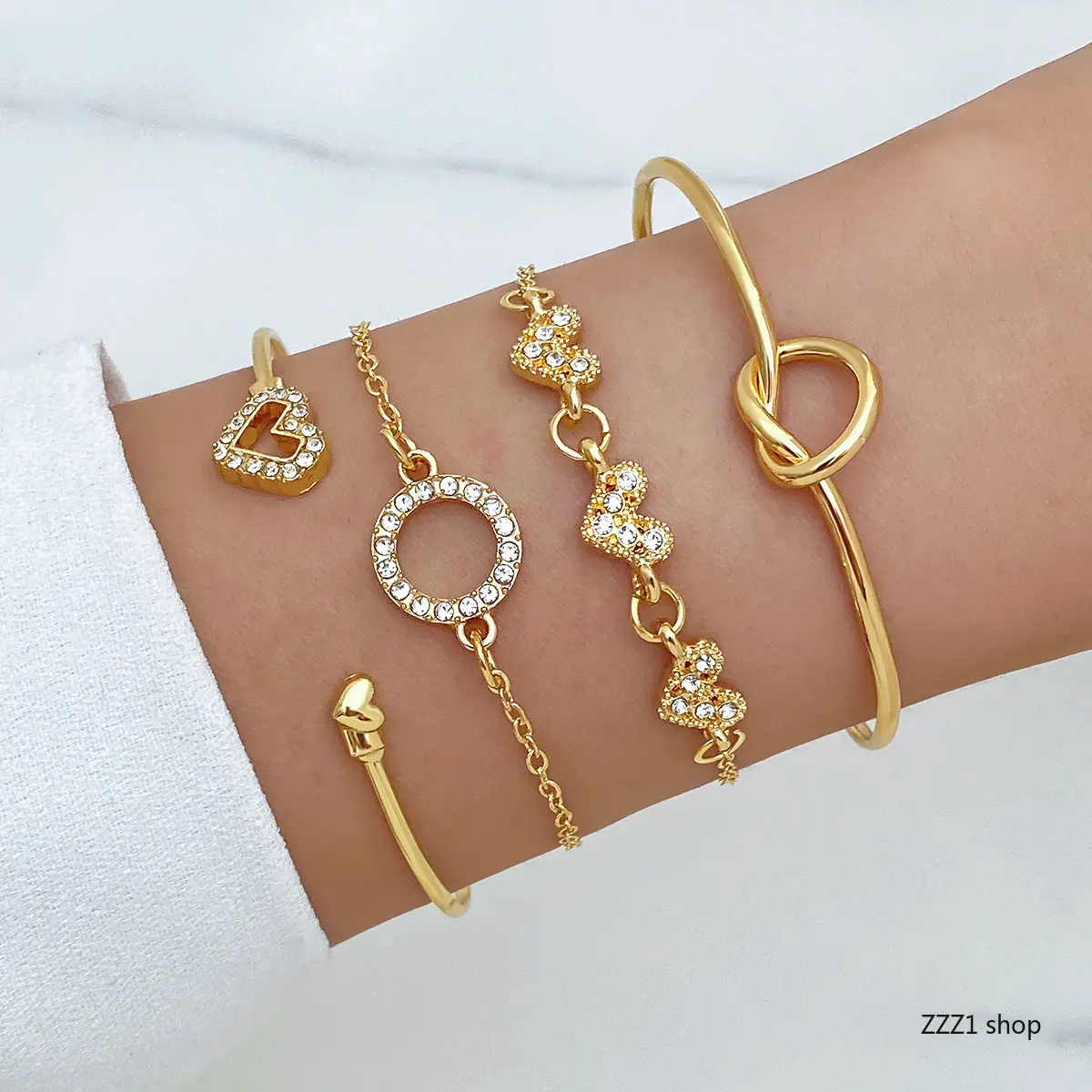 Women's 4-Piece Aesthetic Stackable Sports Wristbands Set - Gold-Layered Elegant Casual Bracelet Set Pack with Love Knot Cuff & Rhinestone Heart Charm for Versatile Use, Female, Unisex, Wristband Pack, 4-Pieces, All Seasons, Set Pairings