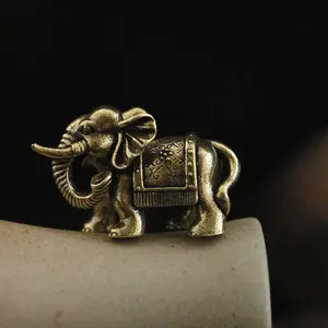 Vintage Brass Mini Elephant Desktop Ornament, Retro Metal 3D Craft Decorative Piece, Elegant Home Decoration Item