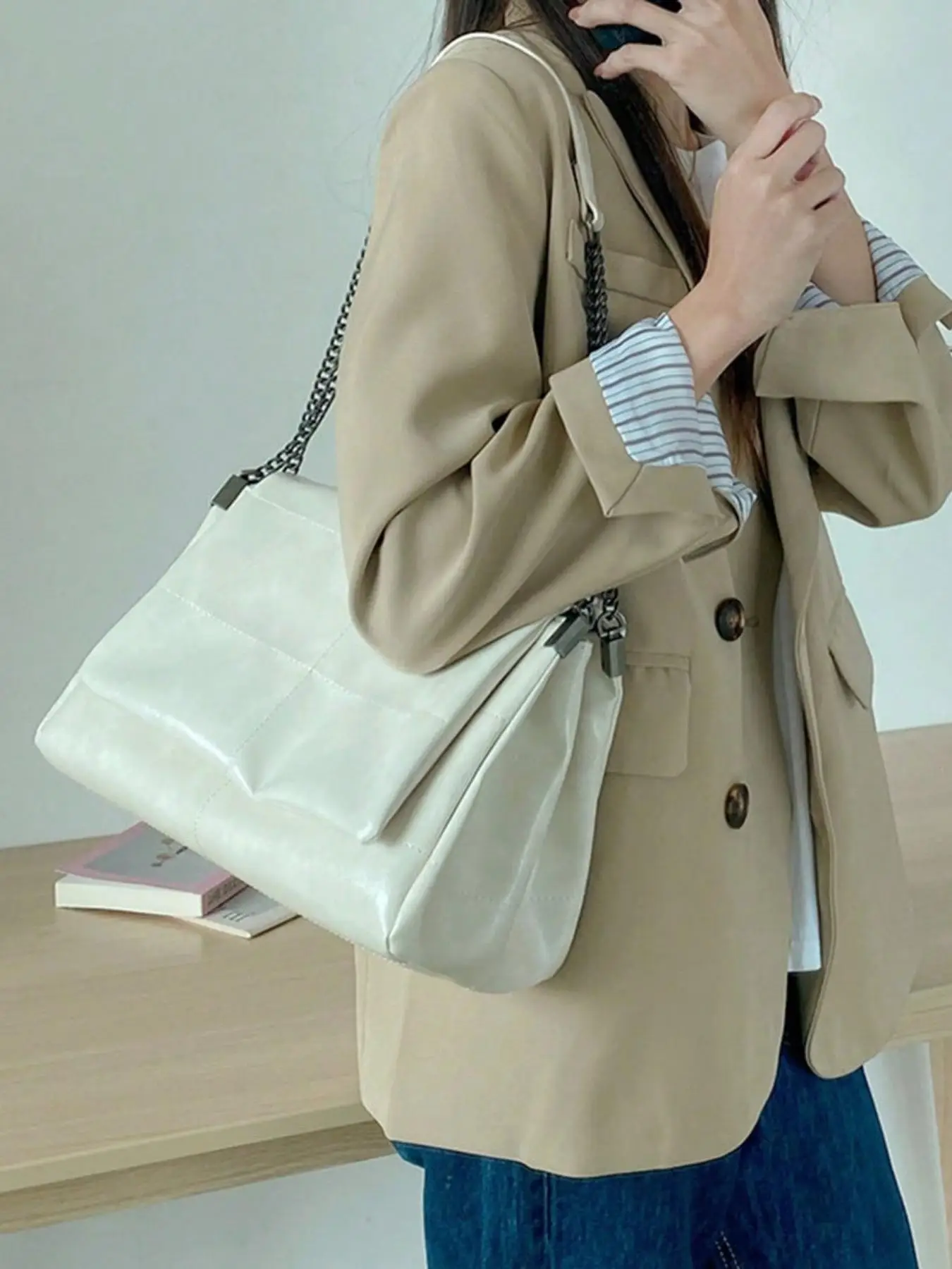 Women's Fashion Chain Strap Tote Bag, Solid Color Large Capacity Shoulder Bag For Teen Girl, Women, College Student, Rookies & White-collar Workers Pe