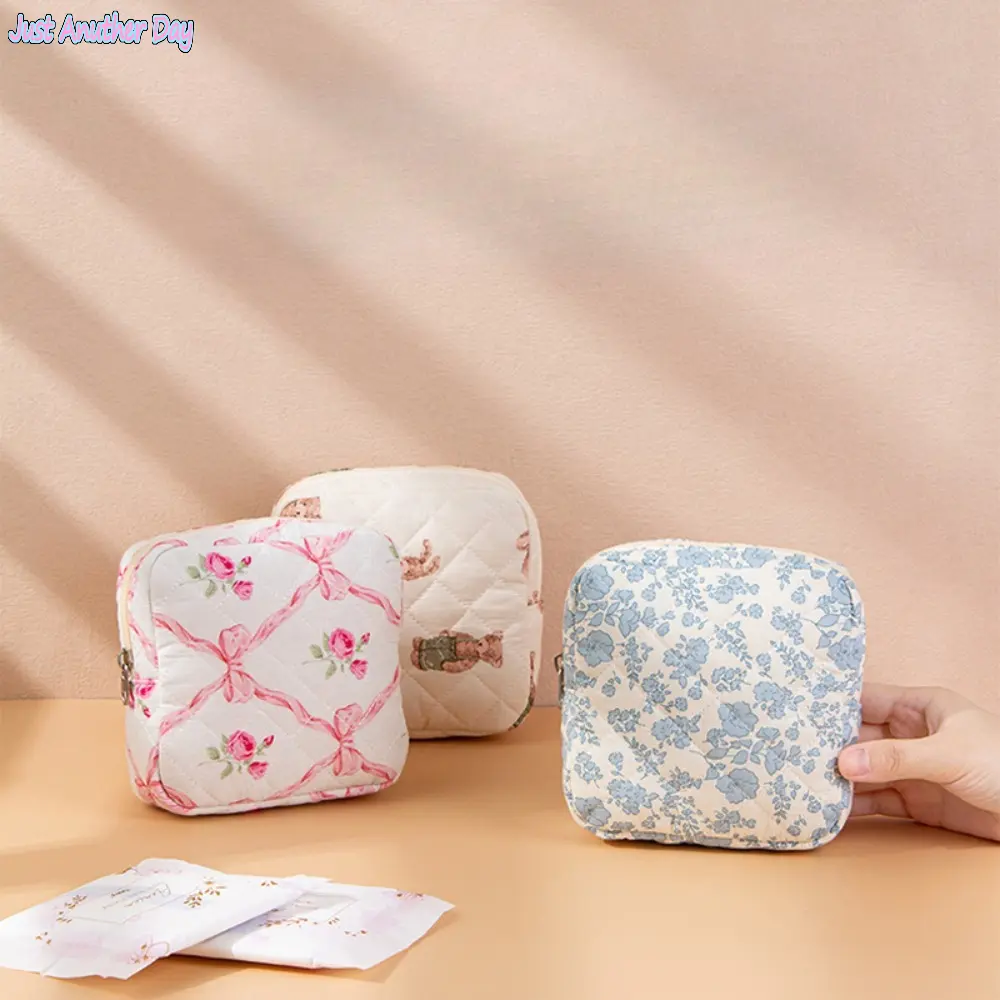 Floral Print Sanitary Pad Organiser - Large Capacity, Portable, Multi-Compartment Recycled Cute Storage Pouch for Camping, Hiking, Sanitary Pads, Cosmetics