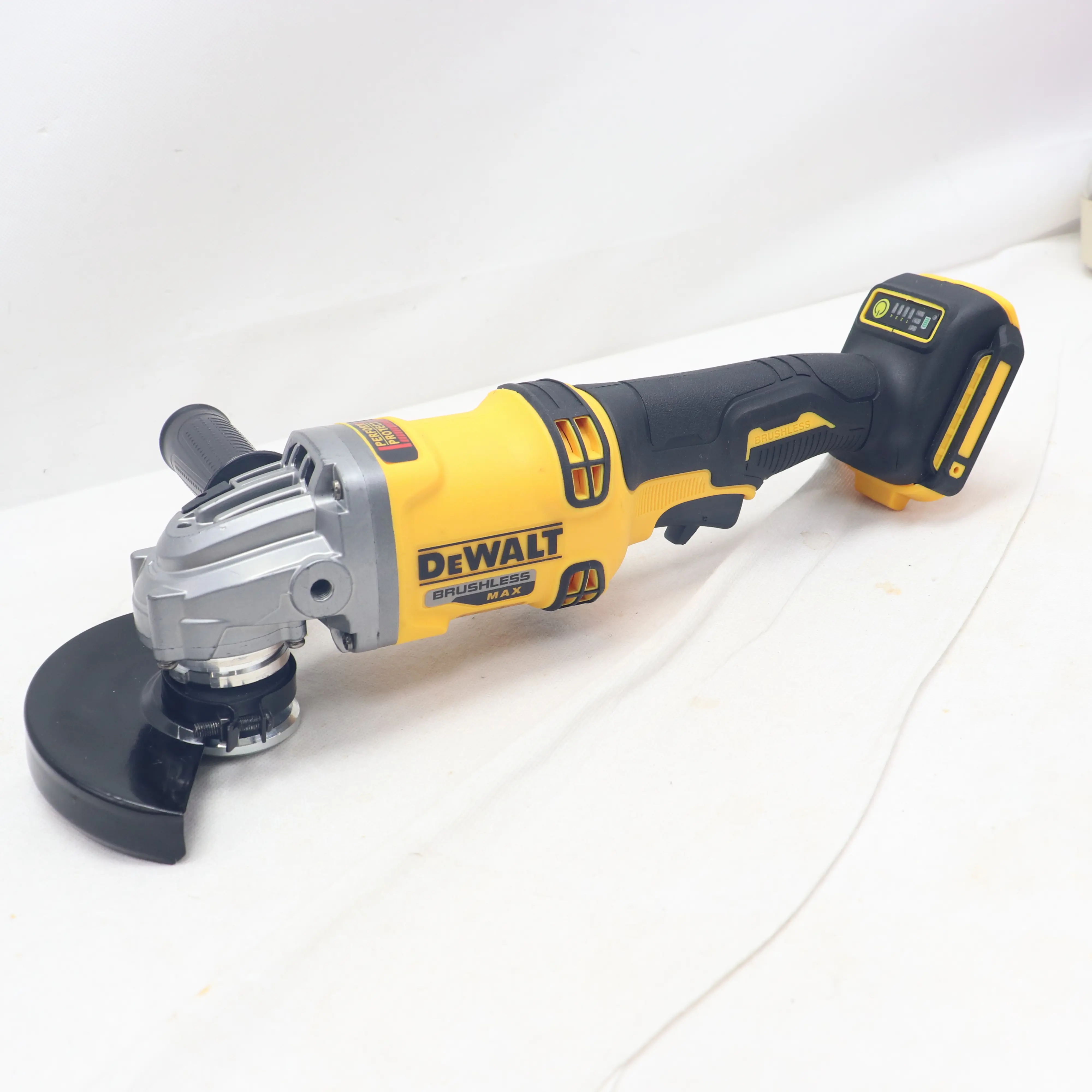 DCG405NT Compact 125mm Grinder With High RPM For Professional Workshop Use"