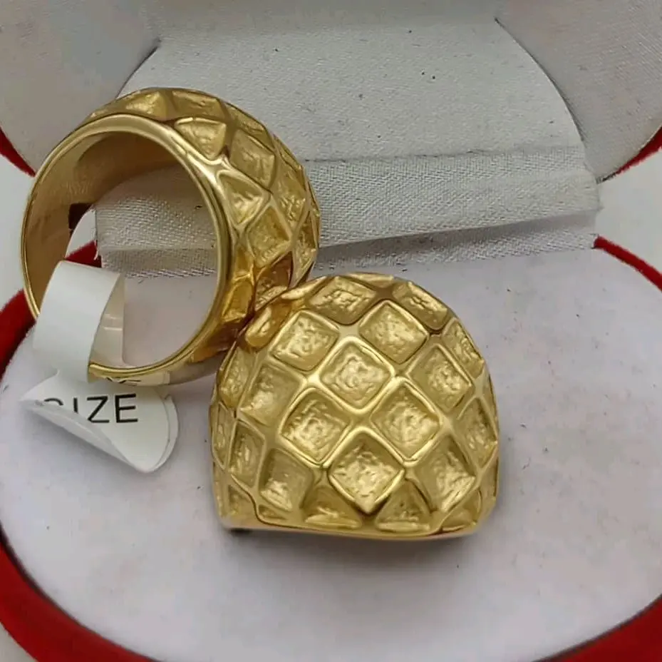 Gold replica rings