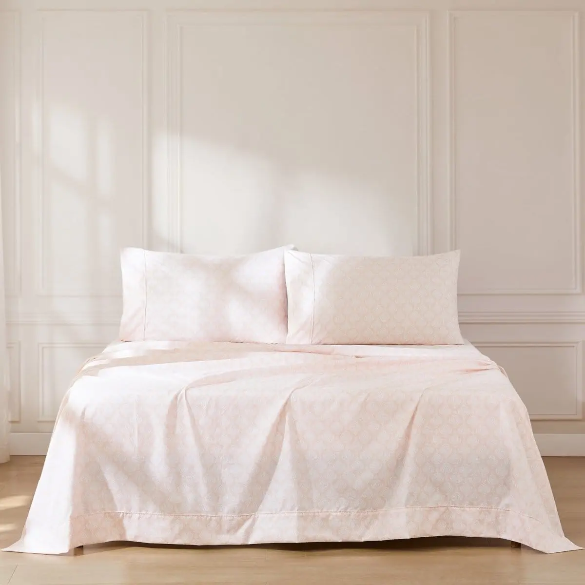 Lush Decor Romer Damask Sheet Set 4 or 6 Piece Set Twin/Full/Queen/King - Damask Pattern - Bed Sheets - Traditional Style - Vintage Decor Lush Decor Romer Damask Sheet Set 4 or 6 Piece Set Twin/Full/Queen/King - Damask Pattern - Bed Sheets - Traditional Style - Vintage Decor