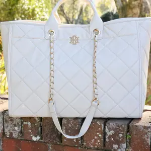 Melissa Cream Quilted Tote Bag - Stylish and Simple Design for Everyday Use