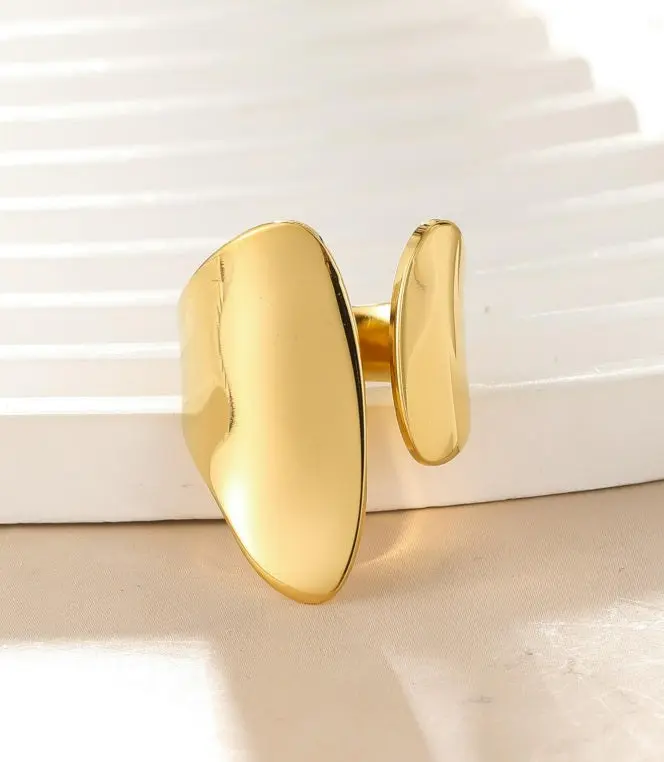 Solar Mirage Ring