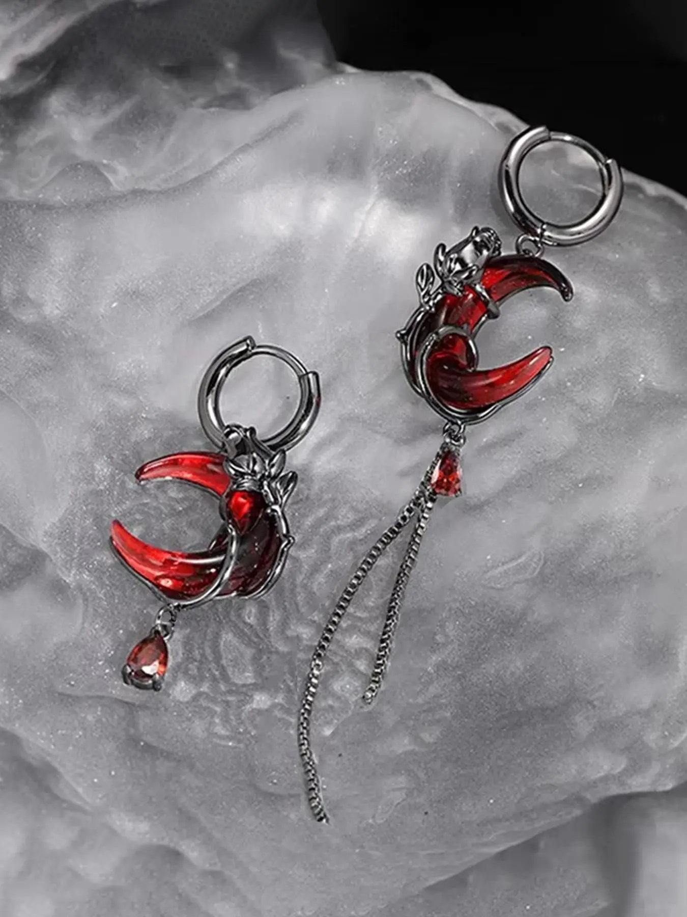 Dark Punk Crescent Asymmetric Fringe Earrings, Trendy Unique Women's Rose Design Creative Party Earrings, Fashionable Jewelry Accessories Punk Style Earrings